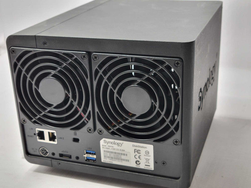 Synology Disk Station 4-Bay NAS DS415+ with 4x Hard Drives, READ _