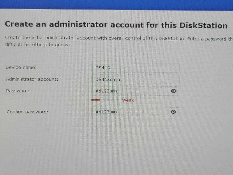 Synology Disk Station 4-Bay NAS DS415+ with 4x Hard Drives, READ _