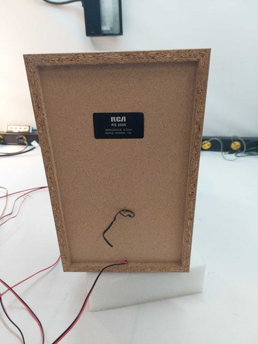 Set of 2 RCA Shelf Speakers 8ohms Model: RS-2005