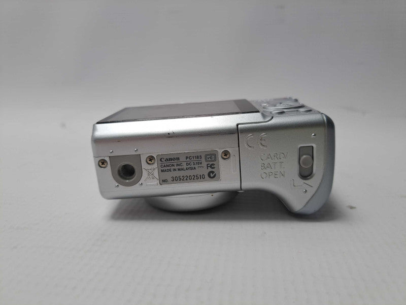 Canon PowerShot A540 PC1183 6.0MP Digital Point & Shoot Silver Camera