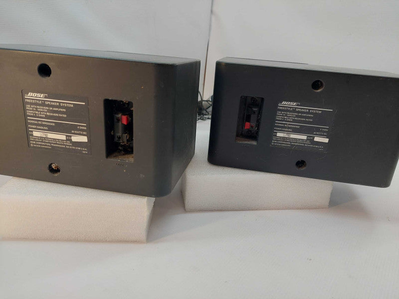 Set of 2 Bose Freestyle Speaker System 6ohms A9207 100W
