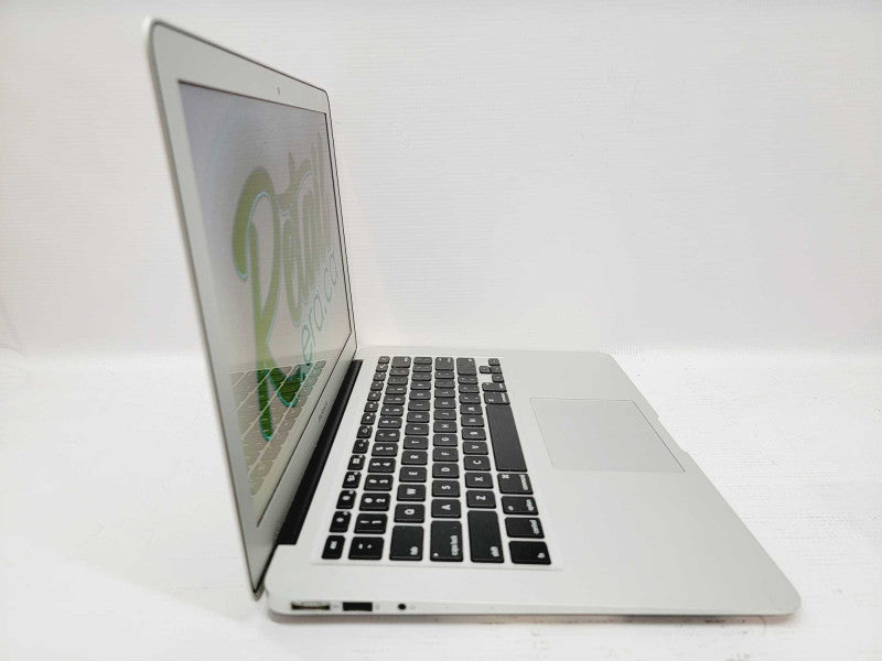 Apple Macbook Air 2017 13\\" Core i5-5350U @ 1.8GHz 8GB DDR3 120GB SSD (