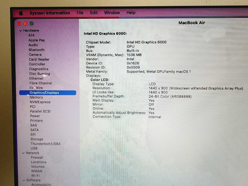 Apple Macbook Air 2017 13\\" Core i5-5350U @ 1.8GHz 8GB DDR3 120GB SSD (