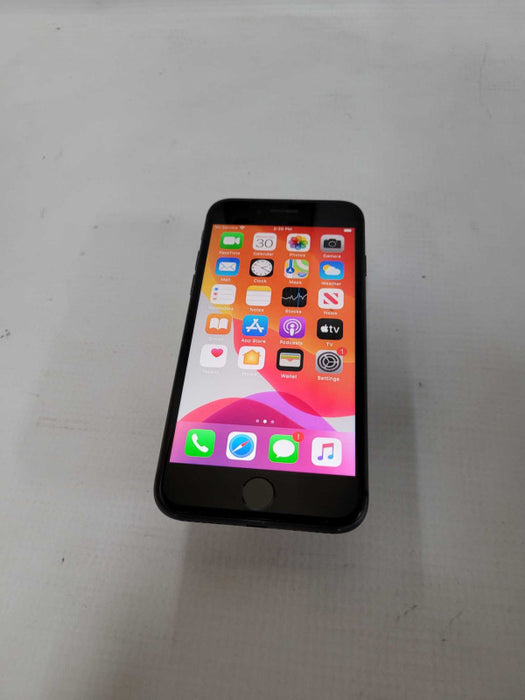 Apple iPhone 8 64GB (A1905) - READ