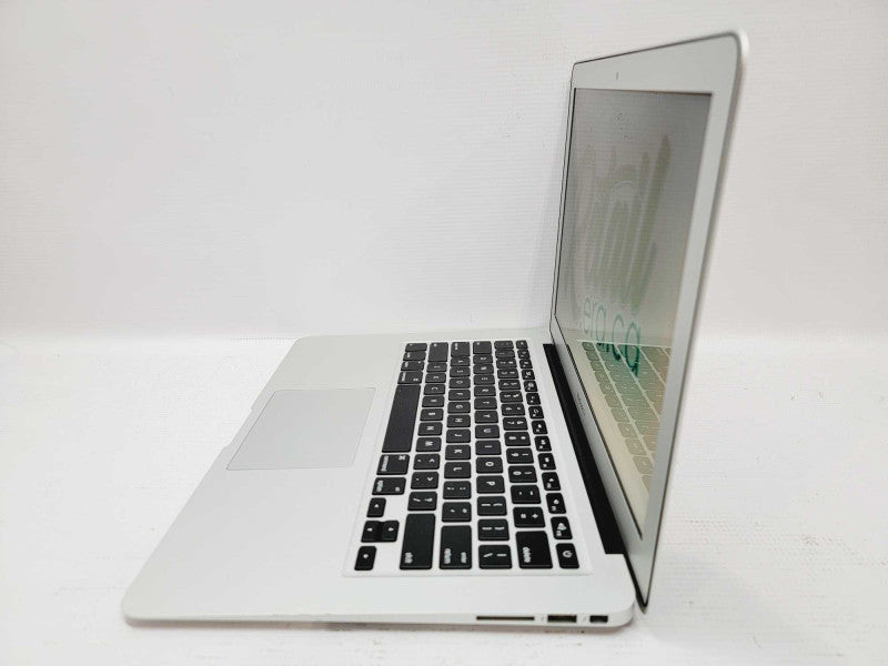 Apple Macbook Air 2017 13\\" Core i5-5350U @ 1.8GHz 8GB DDR3 250GB SSD (