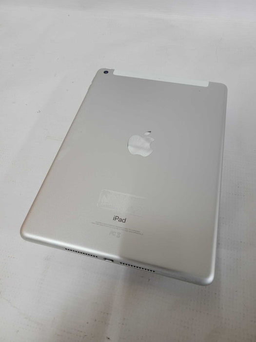 Apple iPad 5th Gen 32GB (A1823) - READ