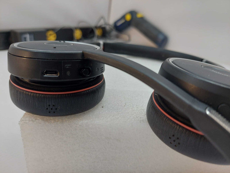 Jabra Headset Model: HSC040W with case