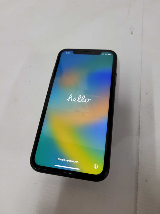 Apple iPhone XR 64GB - READ