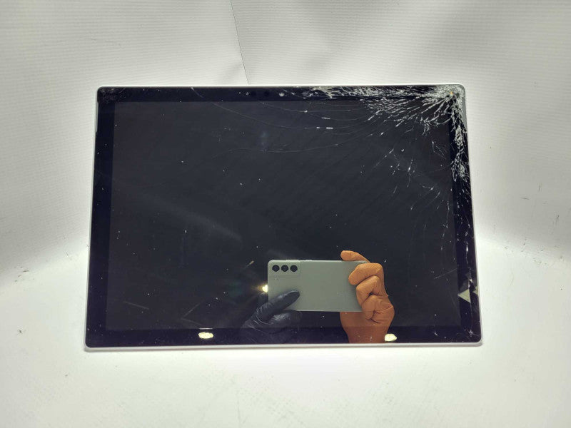Surface Pro 7+ (1961) i5-1135G7 @ 2.4GHz 16GB RAM 256GB SSD READ $