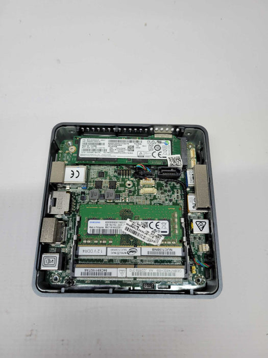 Intel NUC (BOXXNUC7i3BNK) Corew i3-7100U - 8GB RAM - 256GB SSD /no PWR ADPTR Q