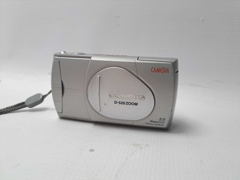 Olympus Camedia D-520 Zoom Digital Camera 2.0 MP