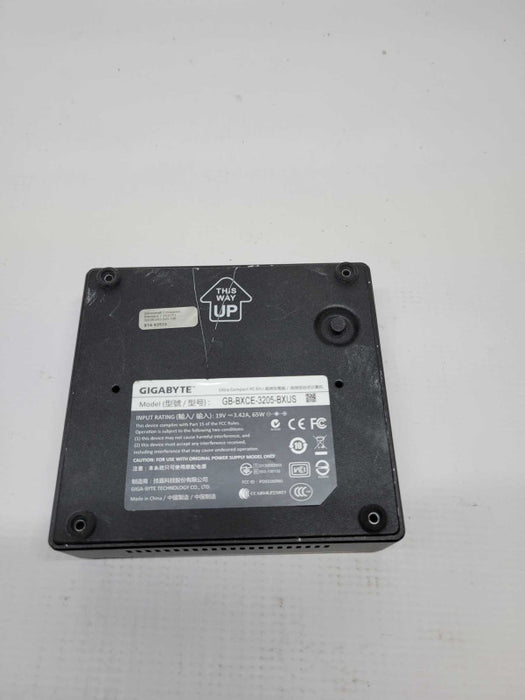 Gigabye BRIX - Celeron 3205U | 4GB RAM | NO HDD | NO WIFI (READ)