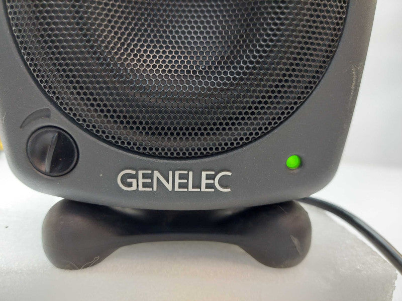 Pair of 2 Genelec 8020A Bi-Amplfied Monitoring System Magnetically Shielded