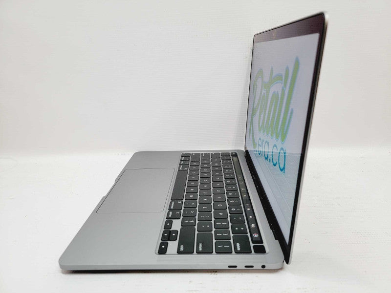 Apple Macbook Pro 2020 13\\" Core i7-1068NG7 @ 2.3GHz 16GB DDR4 1TB SSD  (