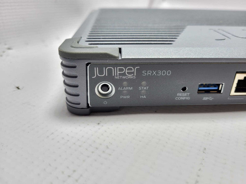 Juniper Networks SRX300 6-Port Security Services Gateway Firewall Q$