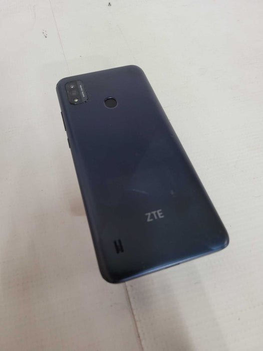 ZTE Blade A7P 32GB (Z6252CA) - READ