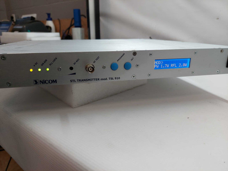 Nicom STL Reciever Model: RSL 900 Rack Mountable