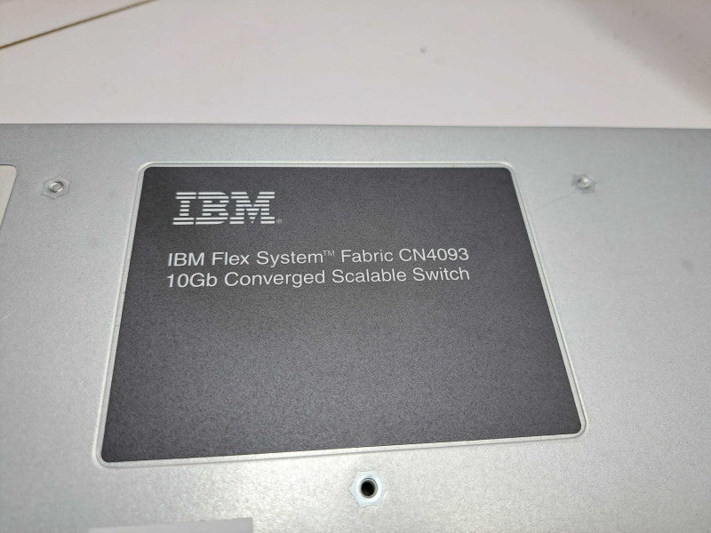 IBM 95Y3323 10Gb 14 Port Flex System Fabric EN4093R Scalable Switch )