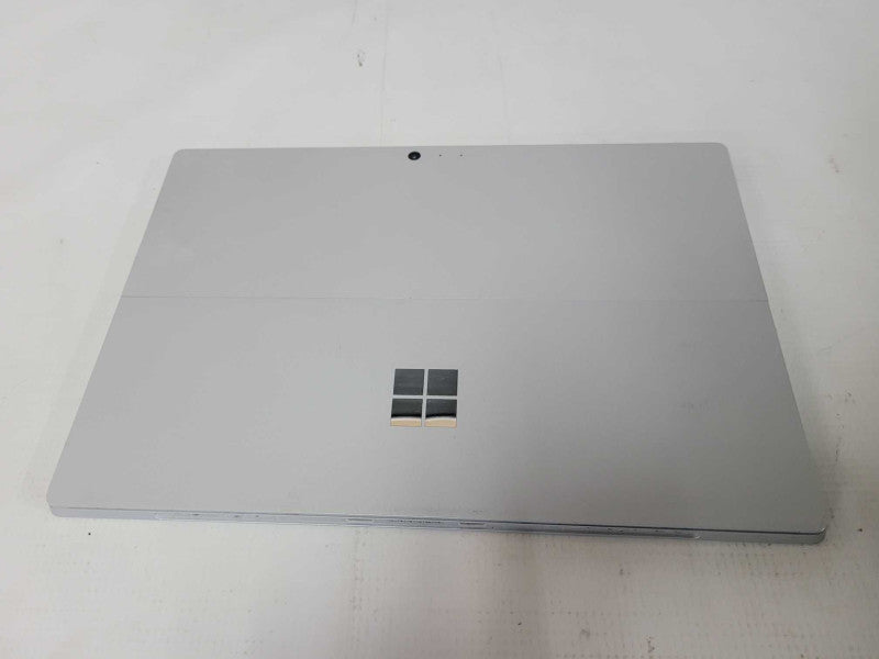 Microsoft Surface Pro 4 - i5-6300U, 8GB RAM, 256GB SSD - READ