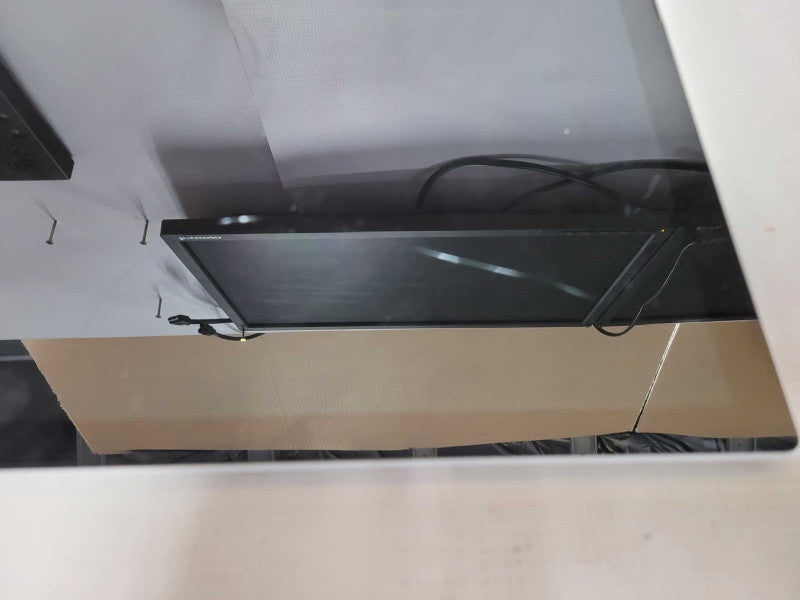 Microsoft Surface Pro 4 - i5-6300U, 8GB RAM, 256GB SSD - READ