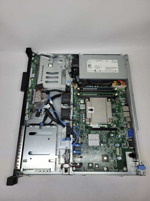 Dell PE R220 - Xeon E3-1240 v3 | 8GB RAM | NO HDD | 1x PSU