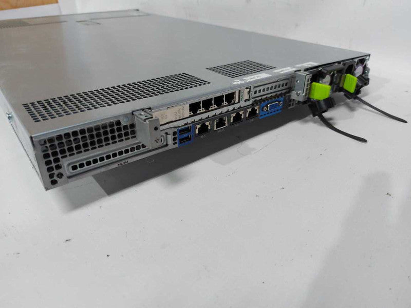 cisco C220M4 server 2x Xeon E5-2640 V3 @ 2.60ghz / 192gb ram / 12gb sas modul #