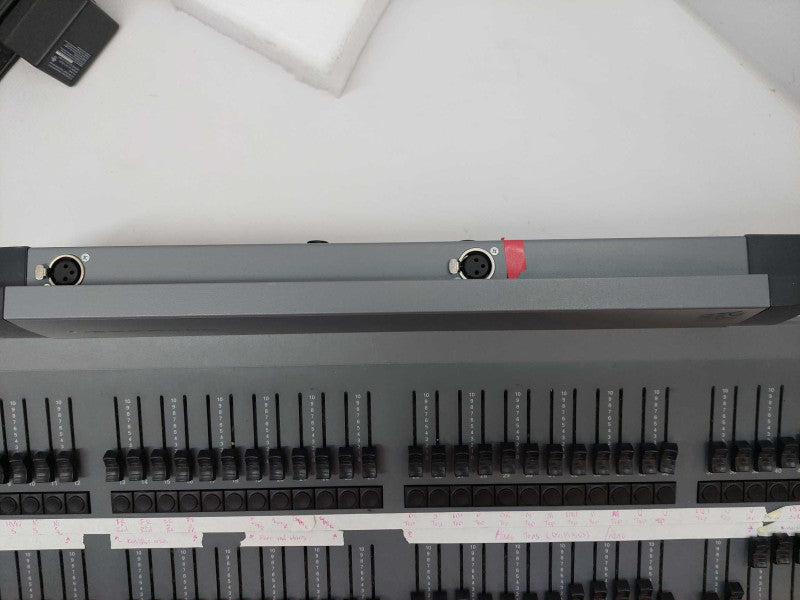 Express ETC 48/96 Yorkhouse.ca 11236 Lighting Console PN: 4110A1004