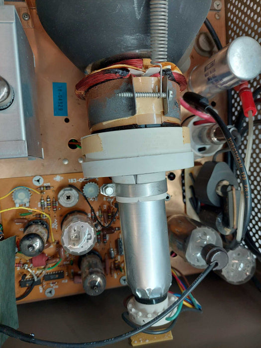 B&K Precision Model: 1077B Television Analyst