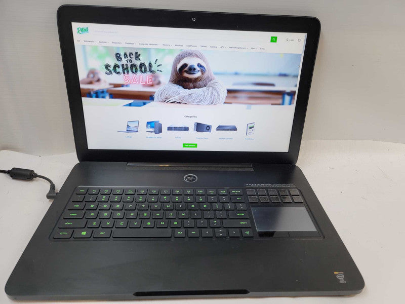 Rzaer Blade Pro 17.3\\" i7-4700HQ, 8GB DDR4, 2GB GTX 765M, 256GB m.2 *NO BATTER Î²