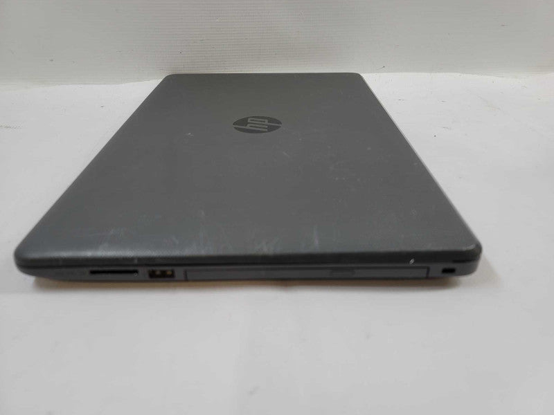 HP 255 G6 AMD A6-9220, 8GB DDR4, 512 ATI R4 Graphics, 256GB m.2 **READ Î²