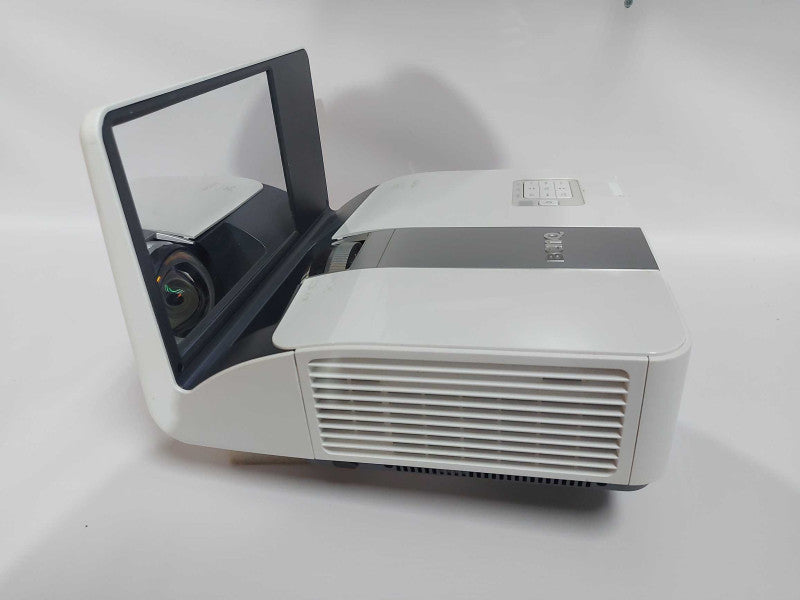 BENQ MW843UST PROJECTOR ULTRA SHORT THROW 3000 LUMENS HD HDMI 1861 hrs #