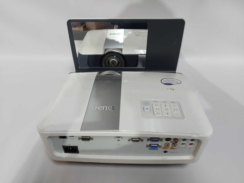 BENQ MW851UST HDMI PROJECTOR ULTRA SHORT THROW 2904 hours #