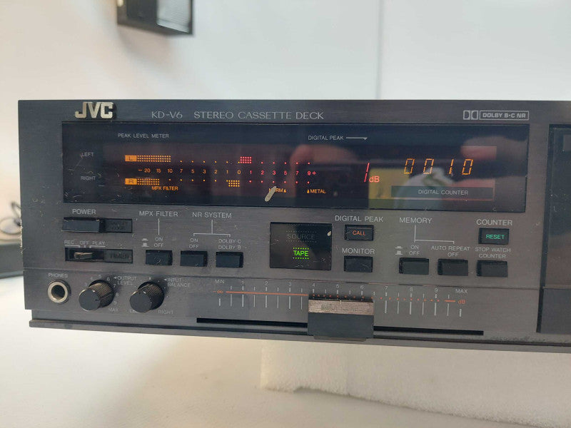 JVC Stereo Cassette Deck Model: KD -V6