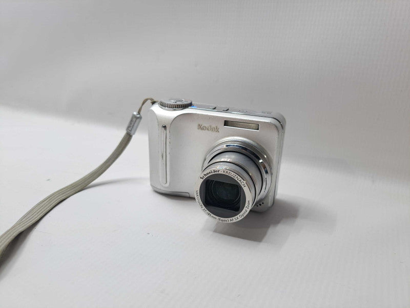 Kodak EasyShare C875 8.0MP Digital Camera - Silver )