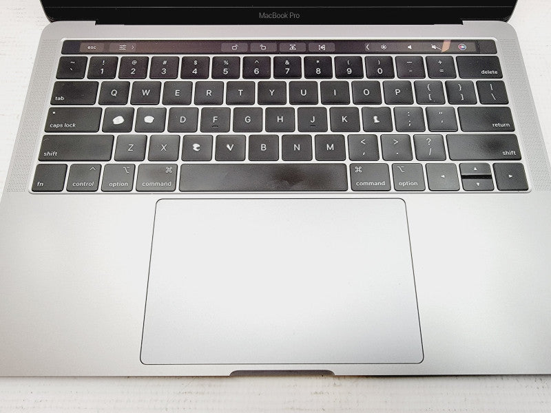 Apple Macbook Pro 2019 13\\" Core i5-8279U @ 2.4GHz 16GB DDR3 250GB SSD [Read] (