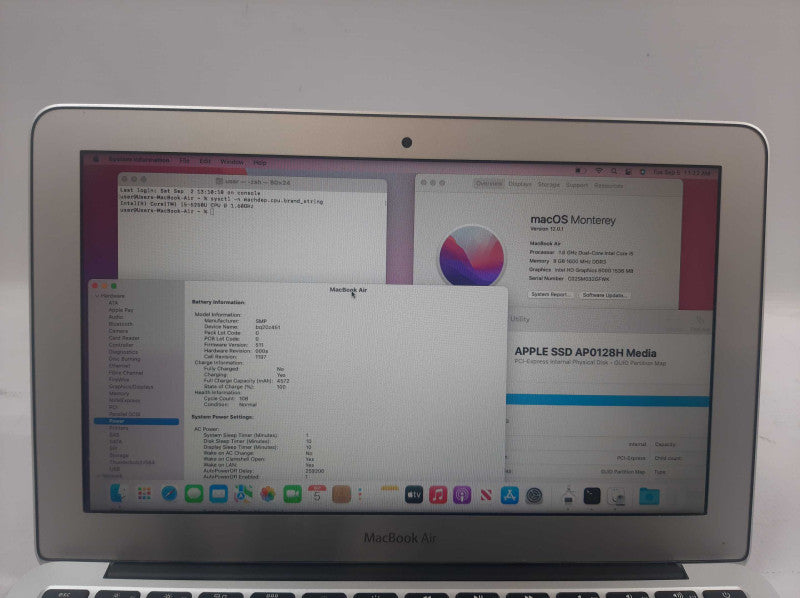 Apple Macbook Air 2015 11\\" Core i5-5250U @ 1.6GHz 8GB DDR3 120GB SSD