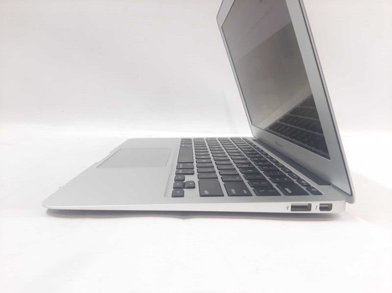 Apple Macbook Air 2015 11\\" Core i5-5250U @ 1.6GHz 8GB DDR3 120GB SSD