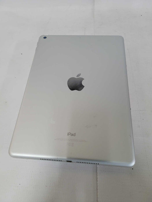 Apple iPad 5th Gen 128GB (A1822) Q