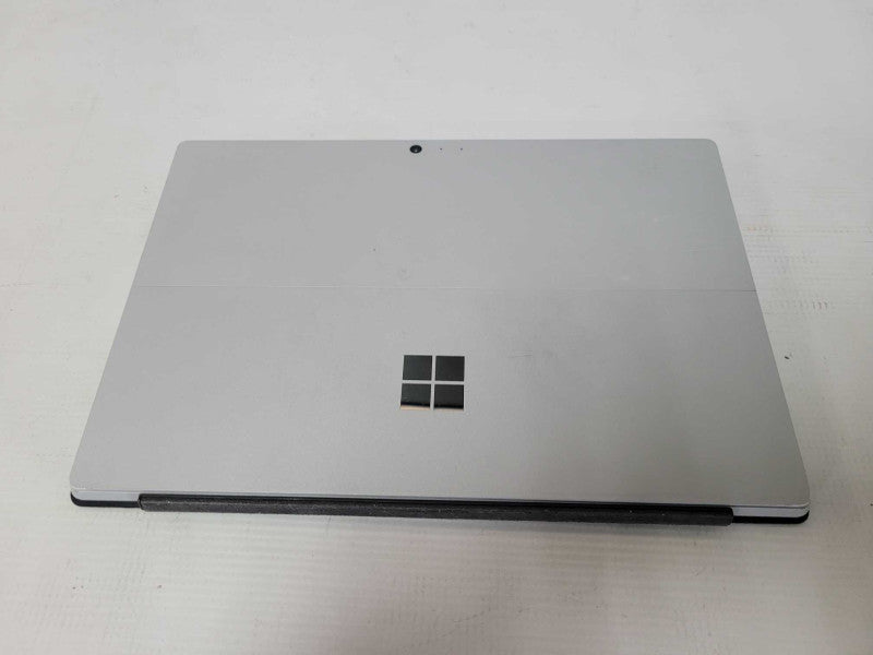 Microsoft Surface Pro 4 (1724) - i7-6650U, 8GB RAM, 256GB SSD