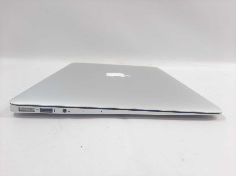 Apple Macbook Air 2015 13\\" Core i5-5250U @ 1.6GHz 8GB DDR3 120GB SSD