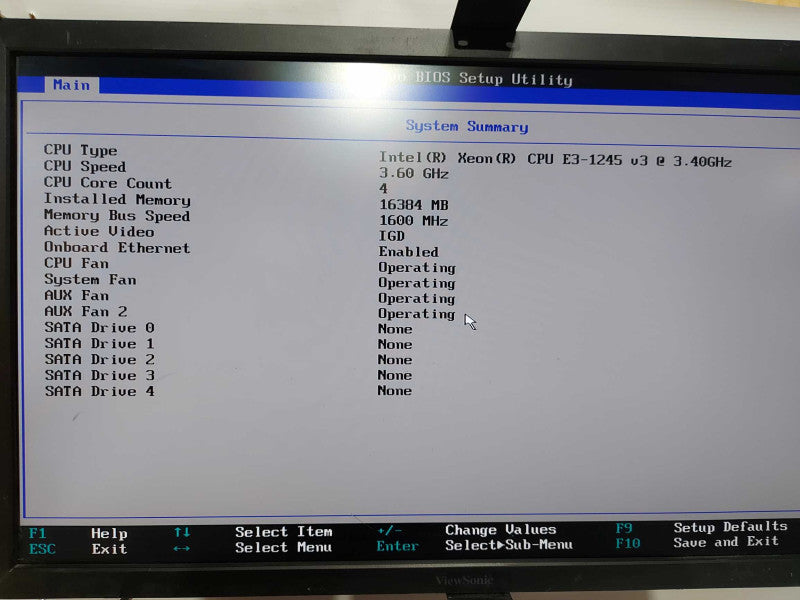 lenovo TS440 Xeon E3-1245 V3 @ 3.40ghz / 16gb ram / 9240-8i raid #