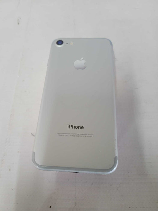 Apple iPhone 7 32GB (A1778) - READ