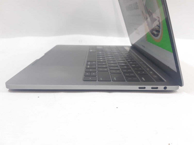 Apple Macbook Pro 2019 13\\" Core i5-8279U @ 2.4GHz 16GB DDR3 250GB SSD *READ