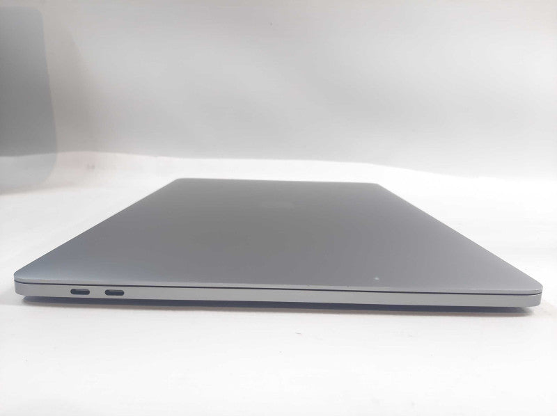 Apple Macbook Pro 2016 15\\" Core I7-6920HQ @ 2.9GHz 16GB DDR3 1TB SSD