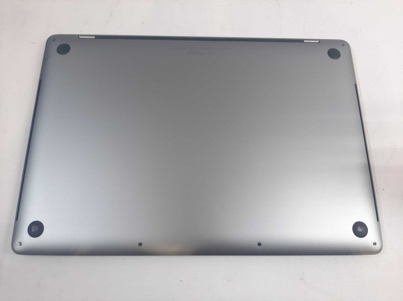Apple Macbook Pro 2016 15\\" Core I7-6920HQ @ 2.9GHz 16GB DDR3 1TB SSD