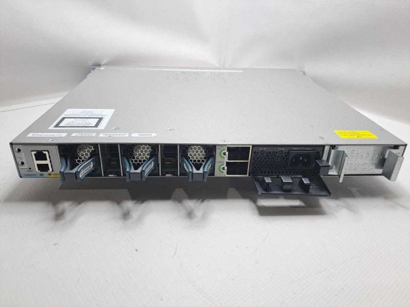 Cisco Catalyst WS-C3850-24P-S 24-Port Gigabit PoE+ Switch 1x 715W PSU Q)