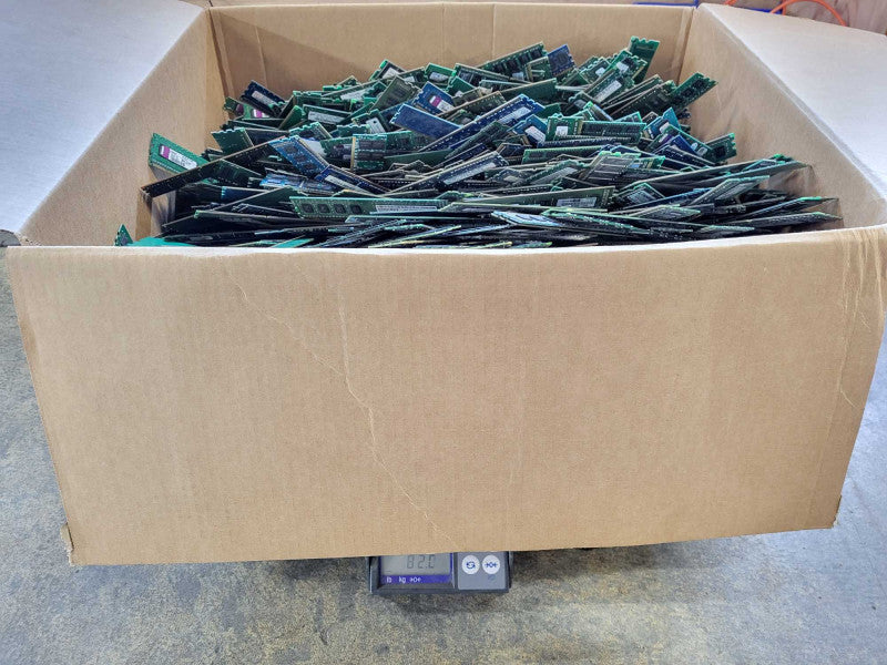 Scrap Non-Heat sink RAM/Memory 82lb/37.2KG AS-IS READ $