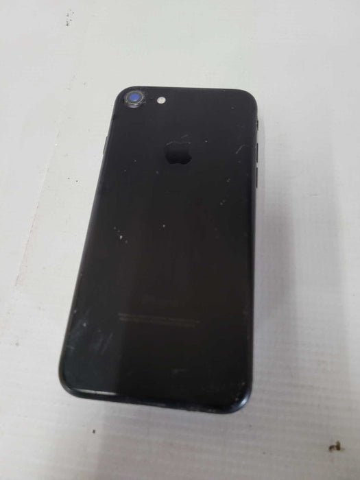 Apple iPhone 7 (A1778) - READ