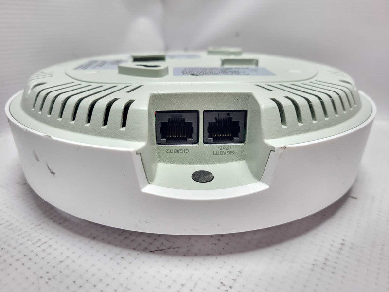 Xirrus XD2-230 Dual-Band/802.11ac 3900Mbps Wireless Access Point $