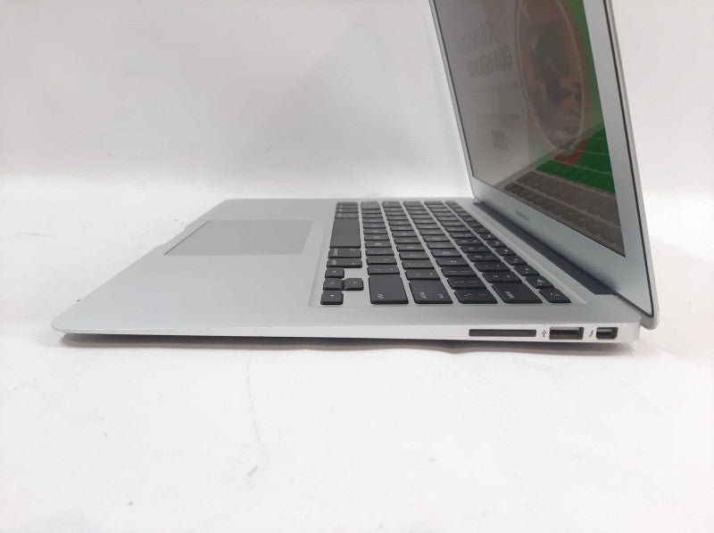 Apple Macbook Air 2015 13\\" Core i5-5250U @ 1.6GHz 8GB DDR3 120GB SSD *READ